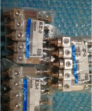 Van điều chỉnh áp suất SMC ARJ310-01 