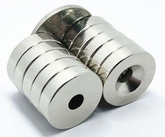 Nam châm vĩnh cửu dạng viên 20x5mm lỗ 5mm