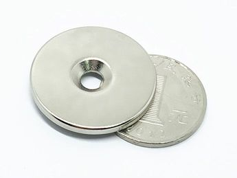 Nam châm vĩnh cửu dạng viên 30x3mm lỗ 5mm 